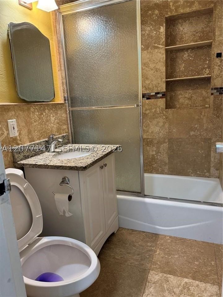 1001 S 27th Ave - Photo 5 of 21
