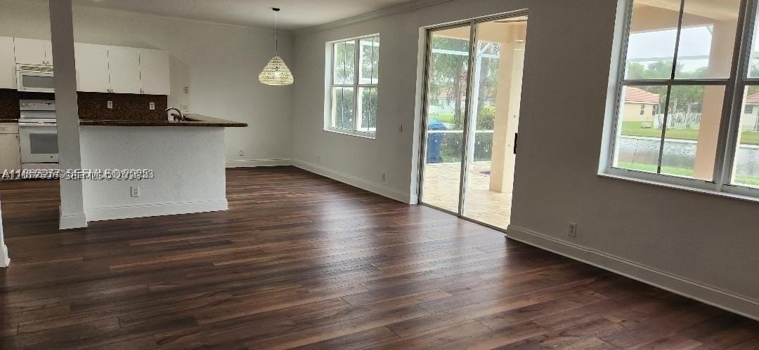 1863 Silverbell Ter #1863 - Photo 4 of 15
