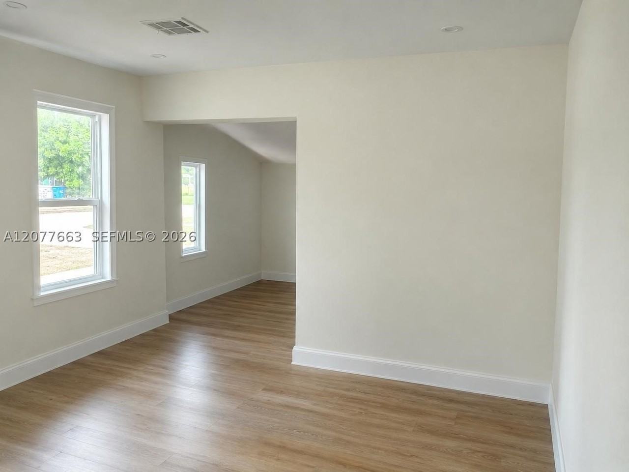 632 Nw 19th St #0 - Photo 3 of 14