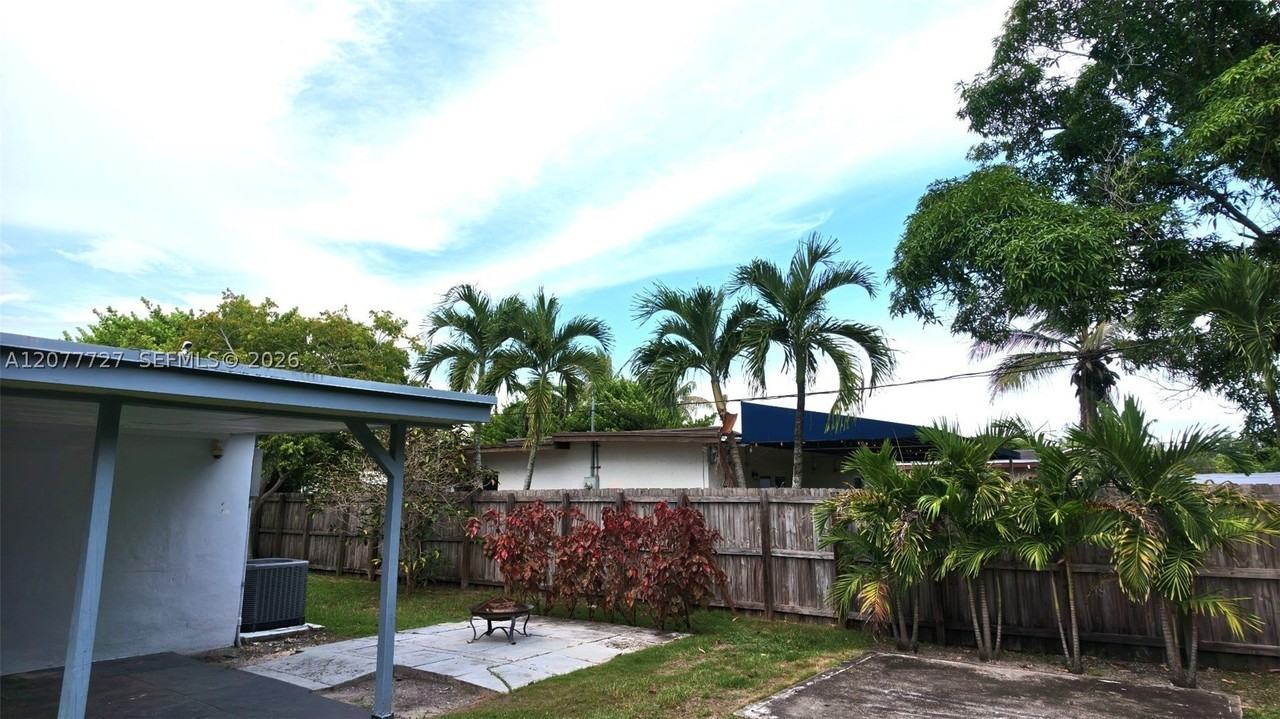 6566 Sw 52nd Ter #0 - Photo 2 of 7