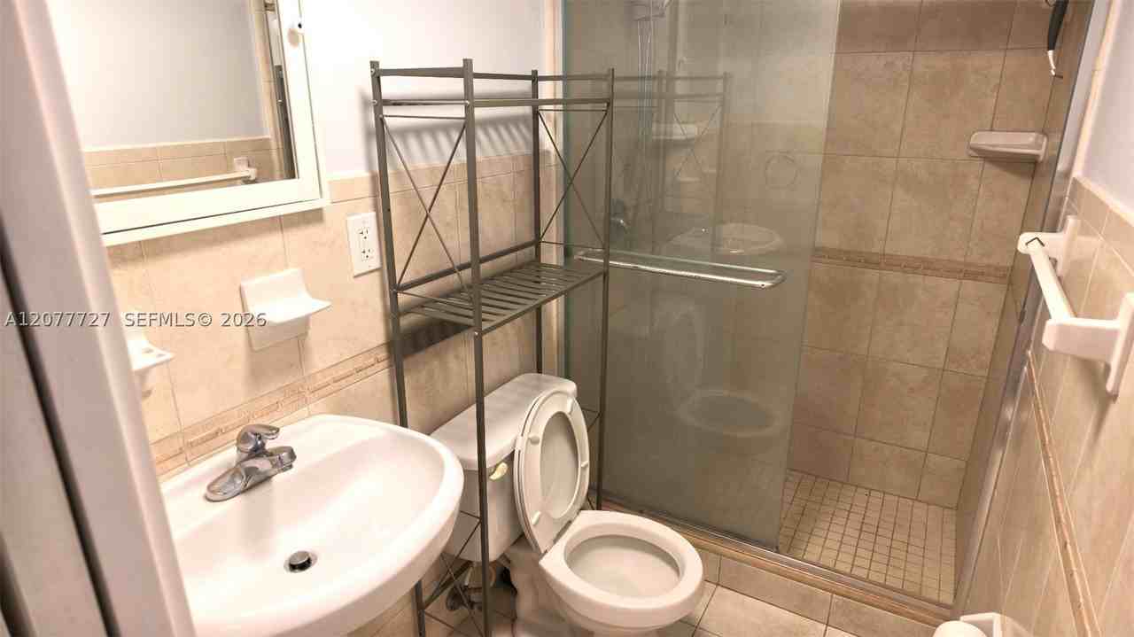 6566 Sw 52nd Ter #0 - Photo 7 of 7