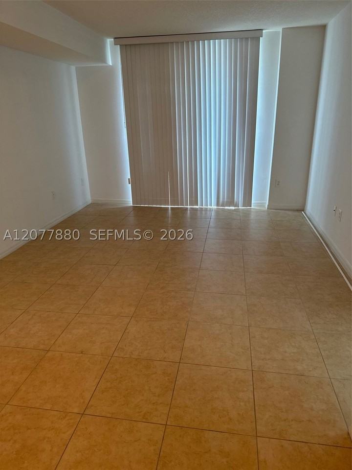 215 Sw 42nd Ave #PH11