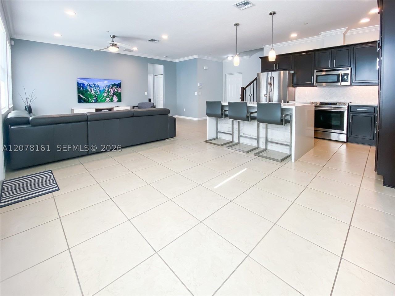2958 St Thomas Dr #2958 - Photo 5 of 19