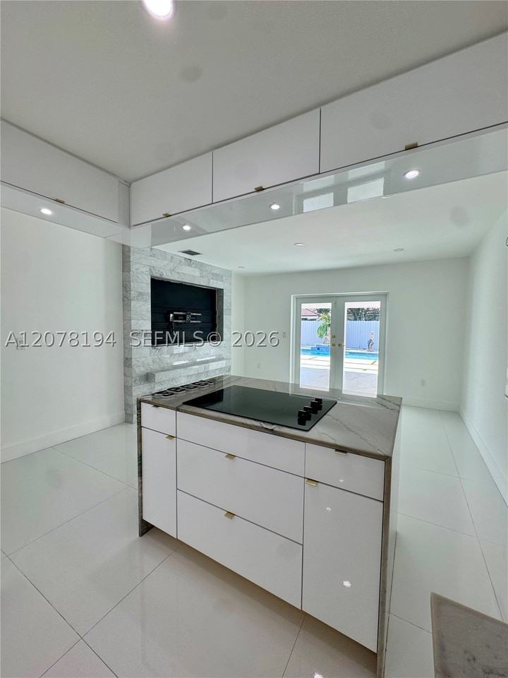13362 Sw 282nd St - Photo 4 of 22