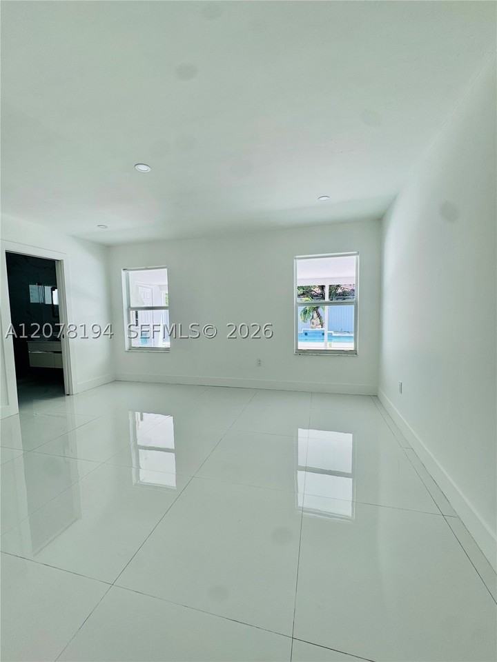 13362 Sw 282nd St - Photo 7 of 22