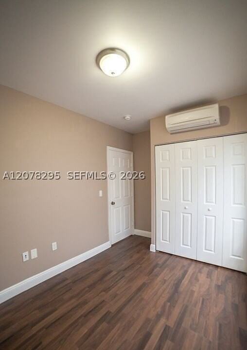 1752 Nw 1st St #1 - Photo 3 of 4