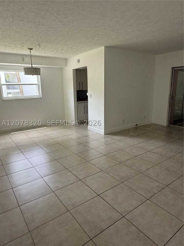 8002 Lagos De Campo Blvd #B101 - Photo 5 of 6