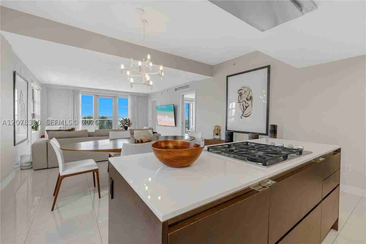 3739 Collins Ave #N302 - Photo 5 of 19