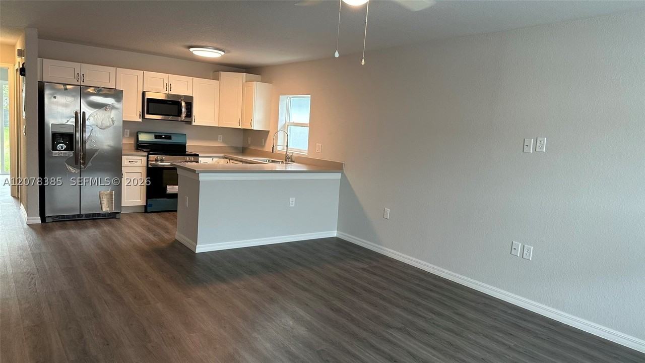 1499 Las Villas Blvd #1499 - Photo 2 of 14
