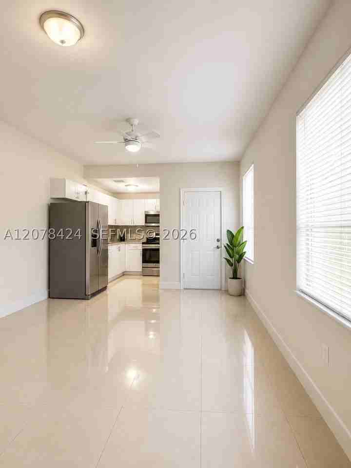 7537 Nw 3rd Ave - Photo 2 of 32