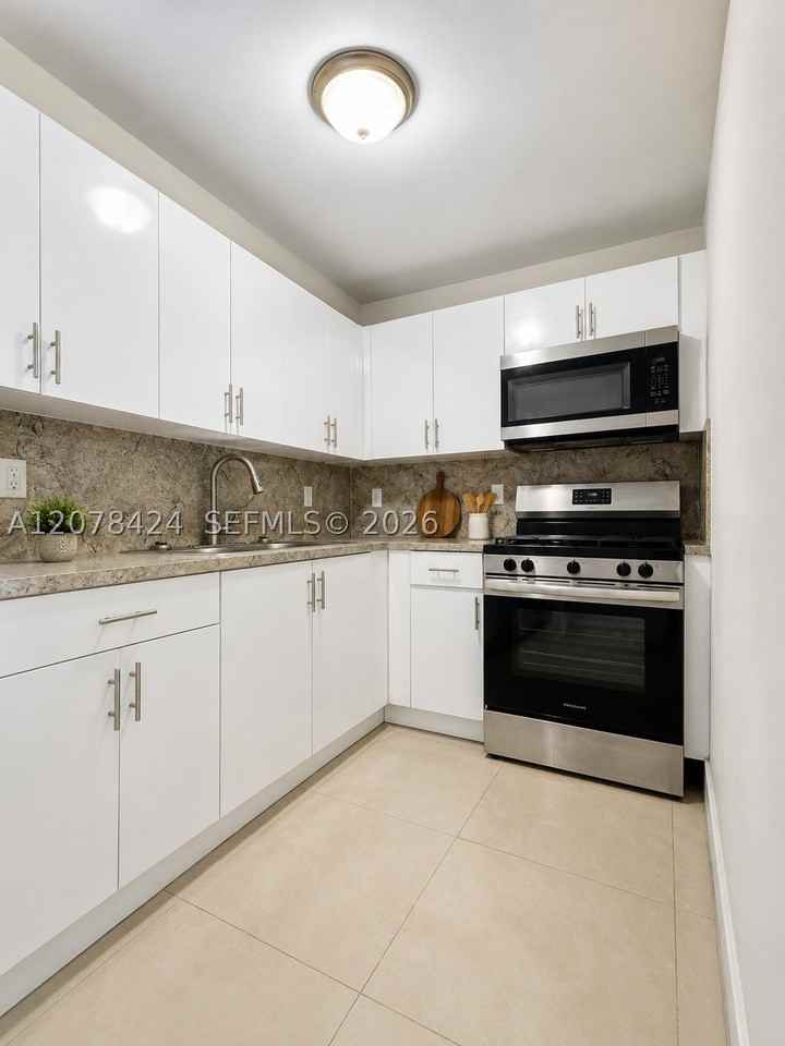 7537 Nw 3rd Ave - Photo 5 of 32