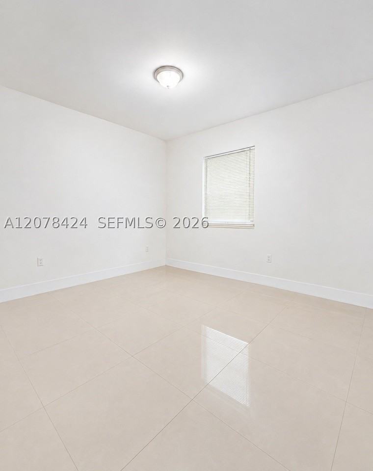 7537 Nw 3rd Ave - Photo 6 of 32