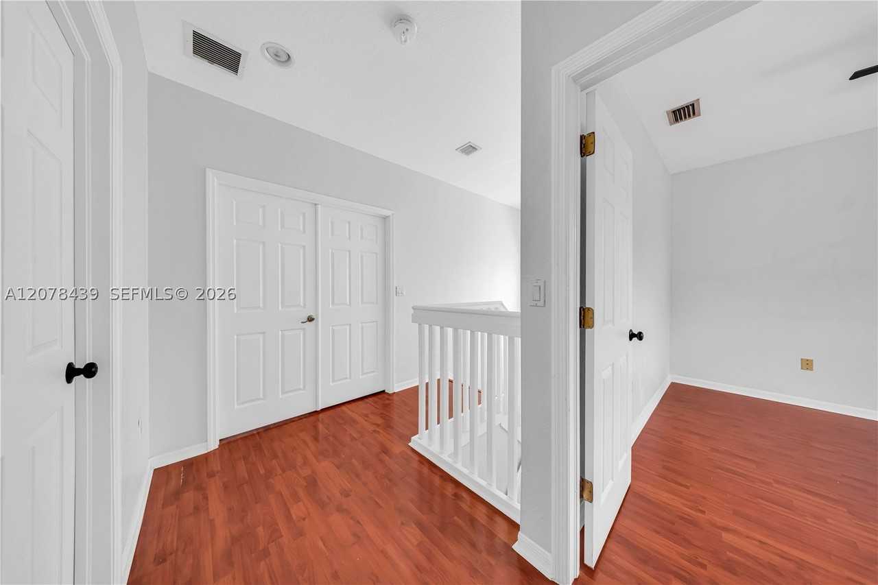 2019 Se 13th St - Photo 6 of 26