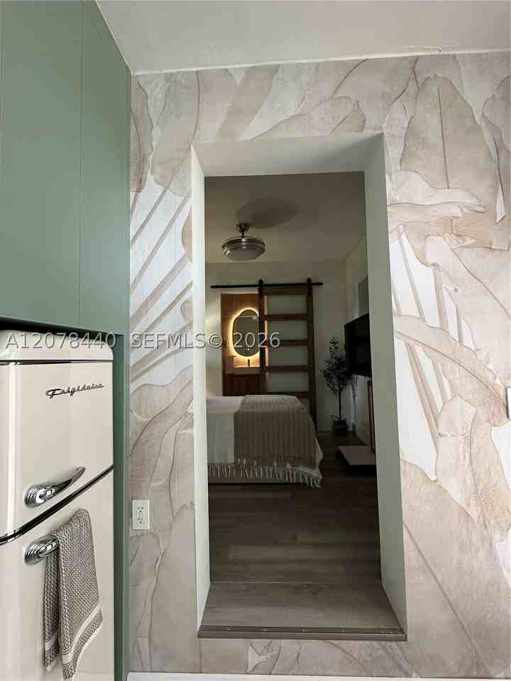 5611 Nw 8th Ave #A - Photo 3 of 9