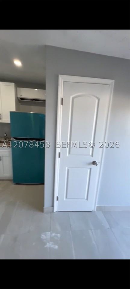 2421 Sw 93rd Ct #1 - Photo 6 of 6