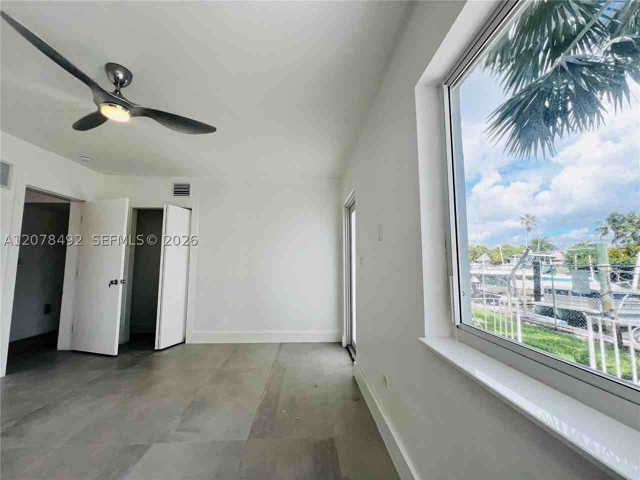 2045 Calais Dr #6 - Photo 5 of 25