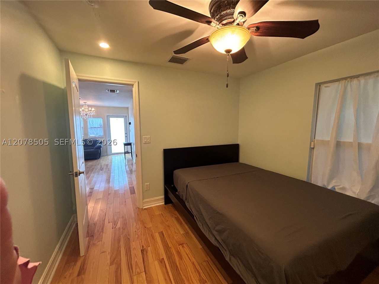 413 S K St - Photo 7 of 22