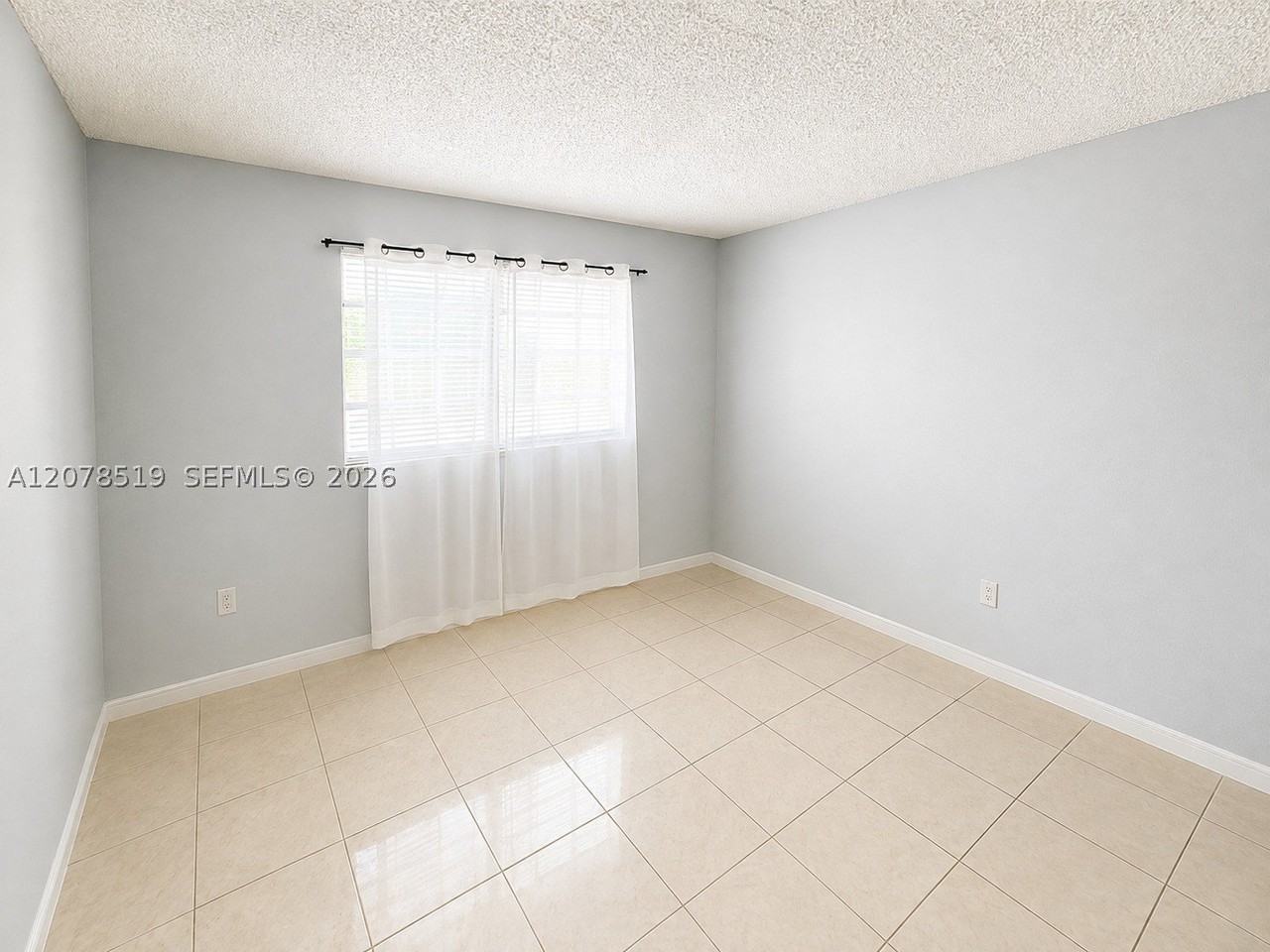 10850 W Flagler St #D314 - Photo 3 of 9