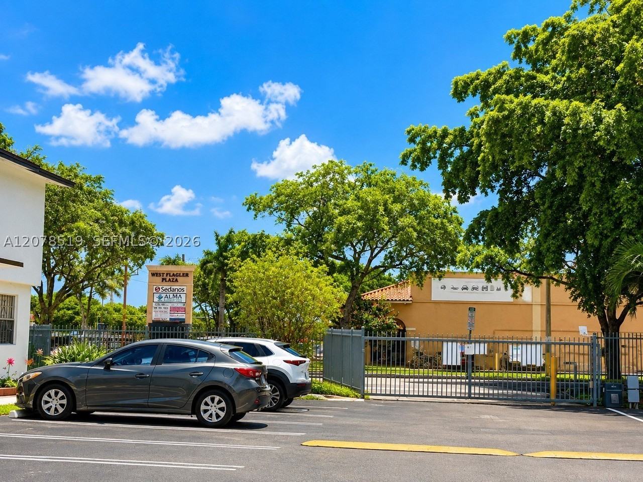 10850 W Flagler St #D314 - Photo 7 of 9