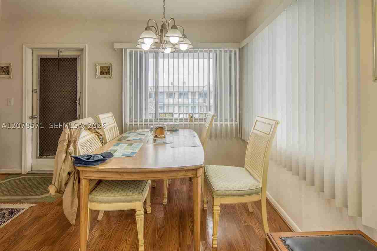 2440 Lake Osborne Dr #210 - Photo 6 of 22