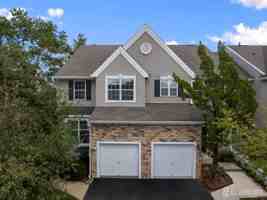 featured image of 1301 Dahlia Cir
