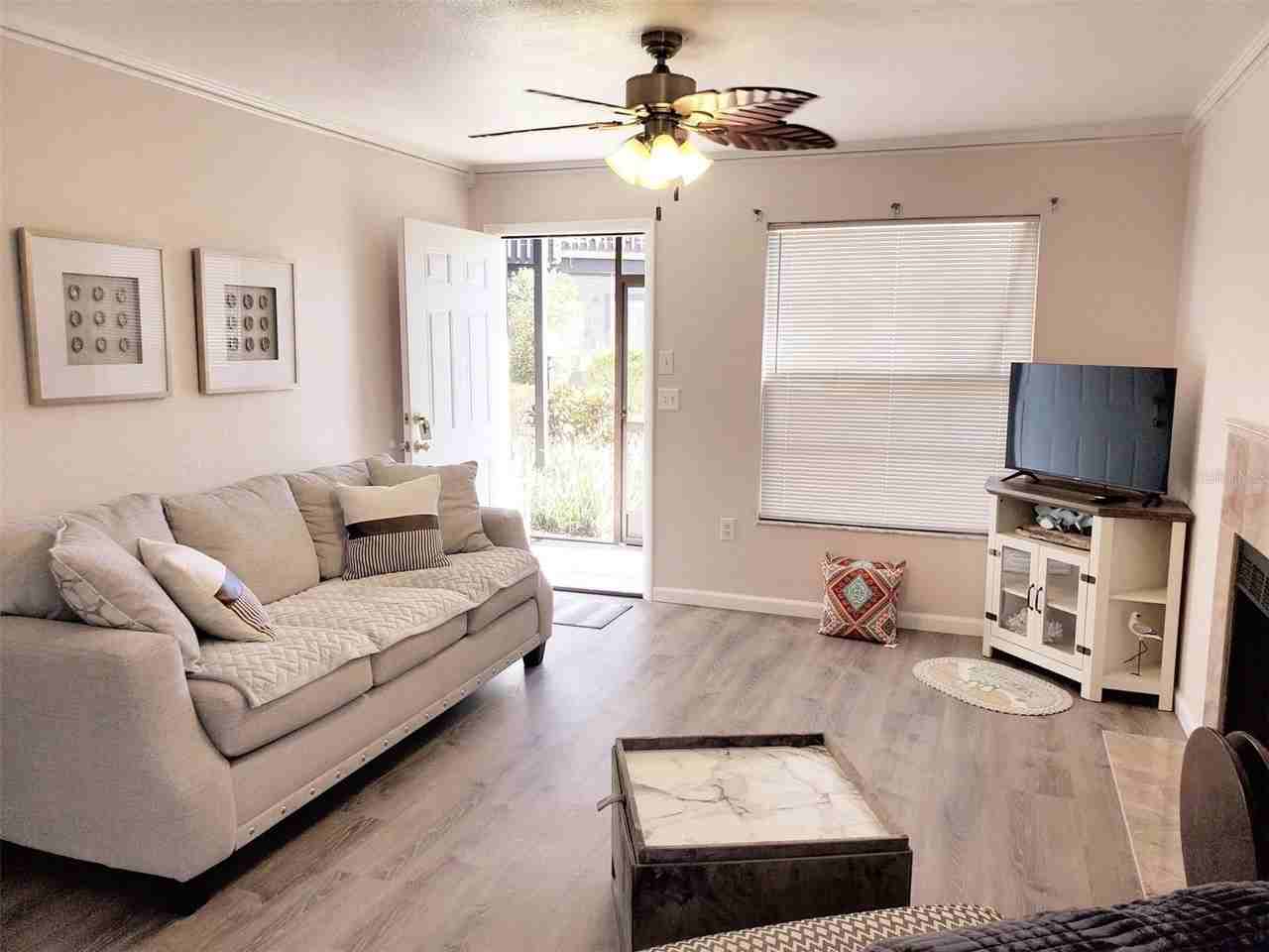 3773 59th Ave W - Photo 3 of 13