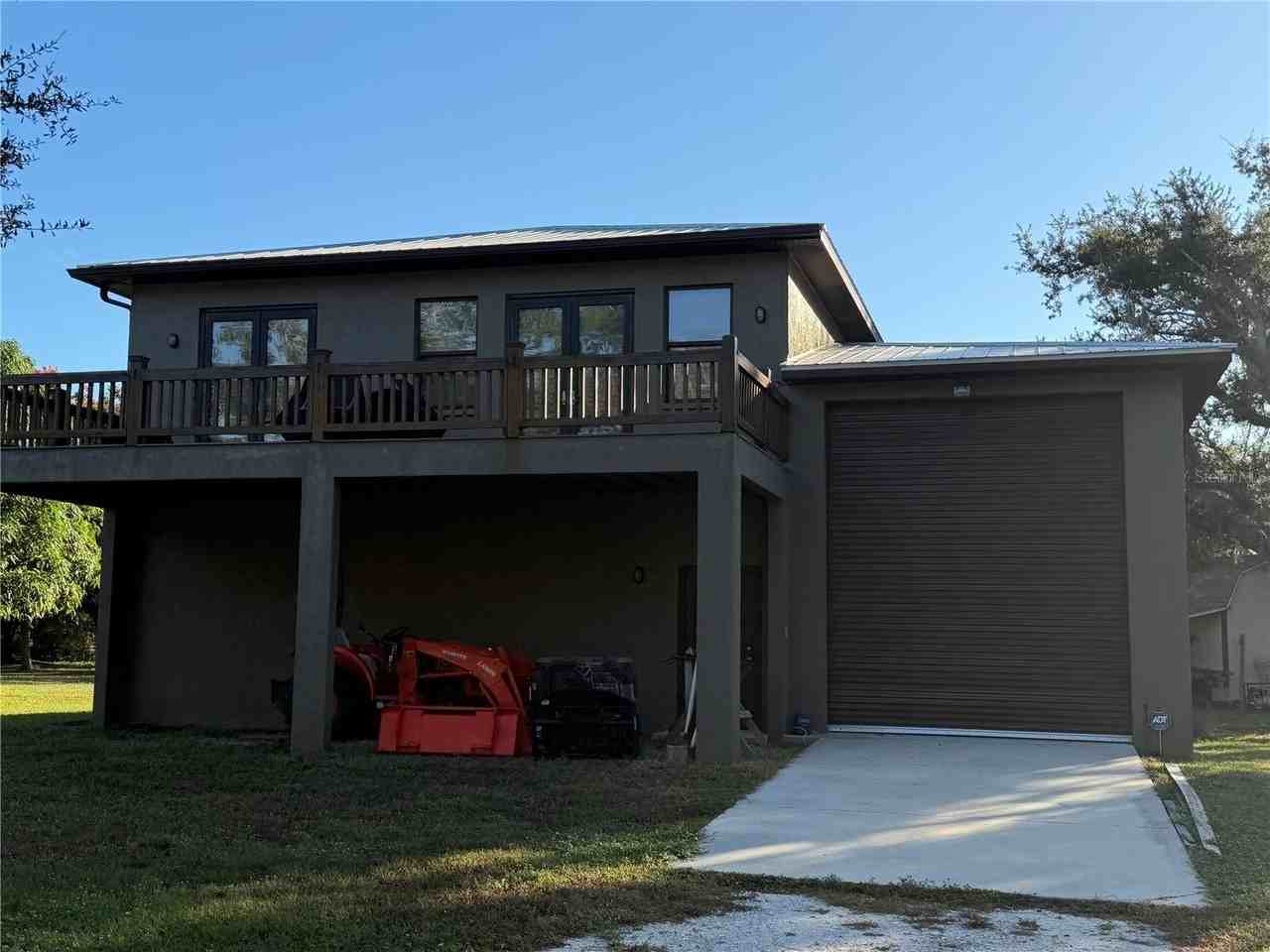 2520 57th St E - Photo 2 of 2