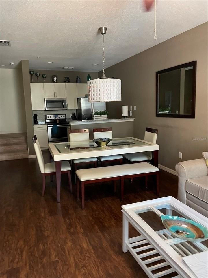 9004 Shine Dr #9004 - Photo 2 of 17