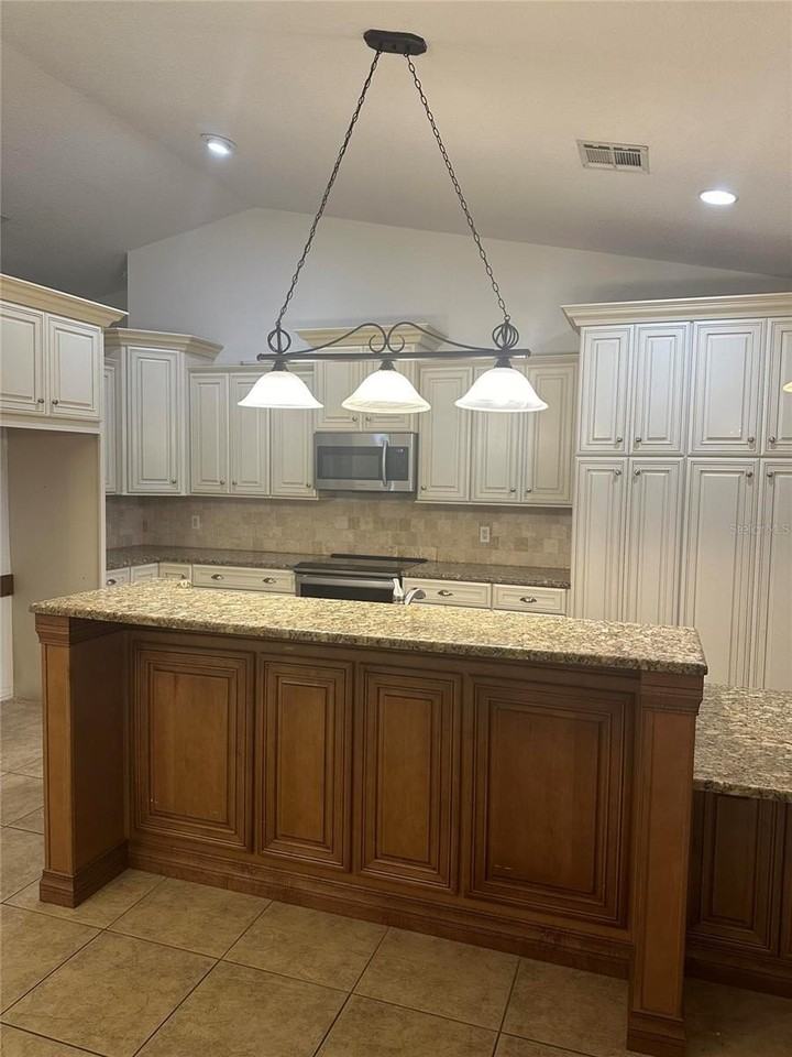 1512 Ison Ln - Photo 3 of 11