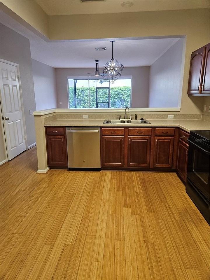 2605 Galliano Cir - Photo 5 of 13