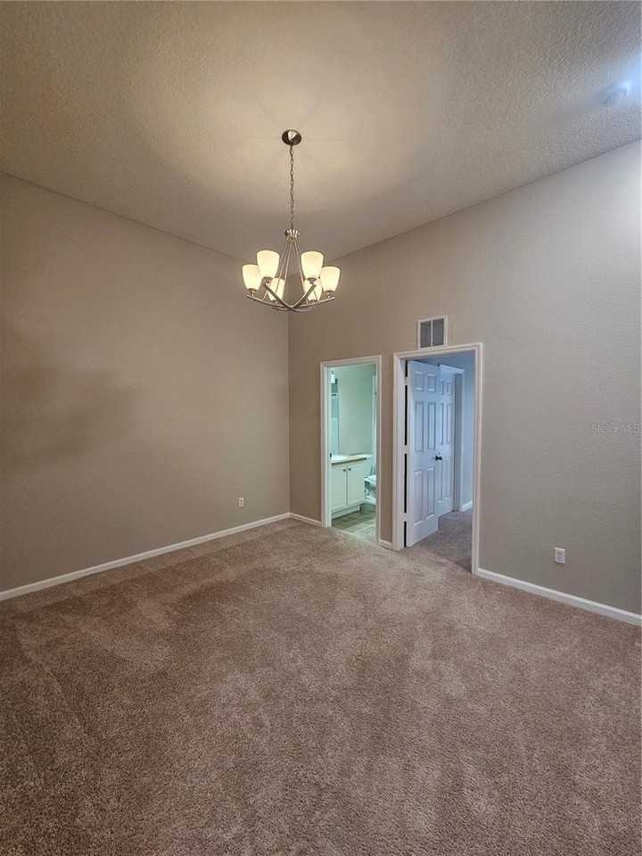 2605 Galliano Cir - Photo 7 of 13