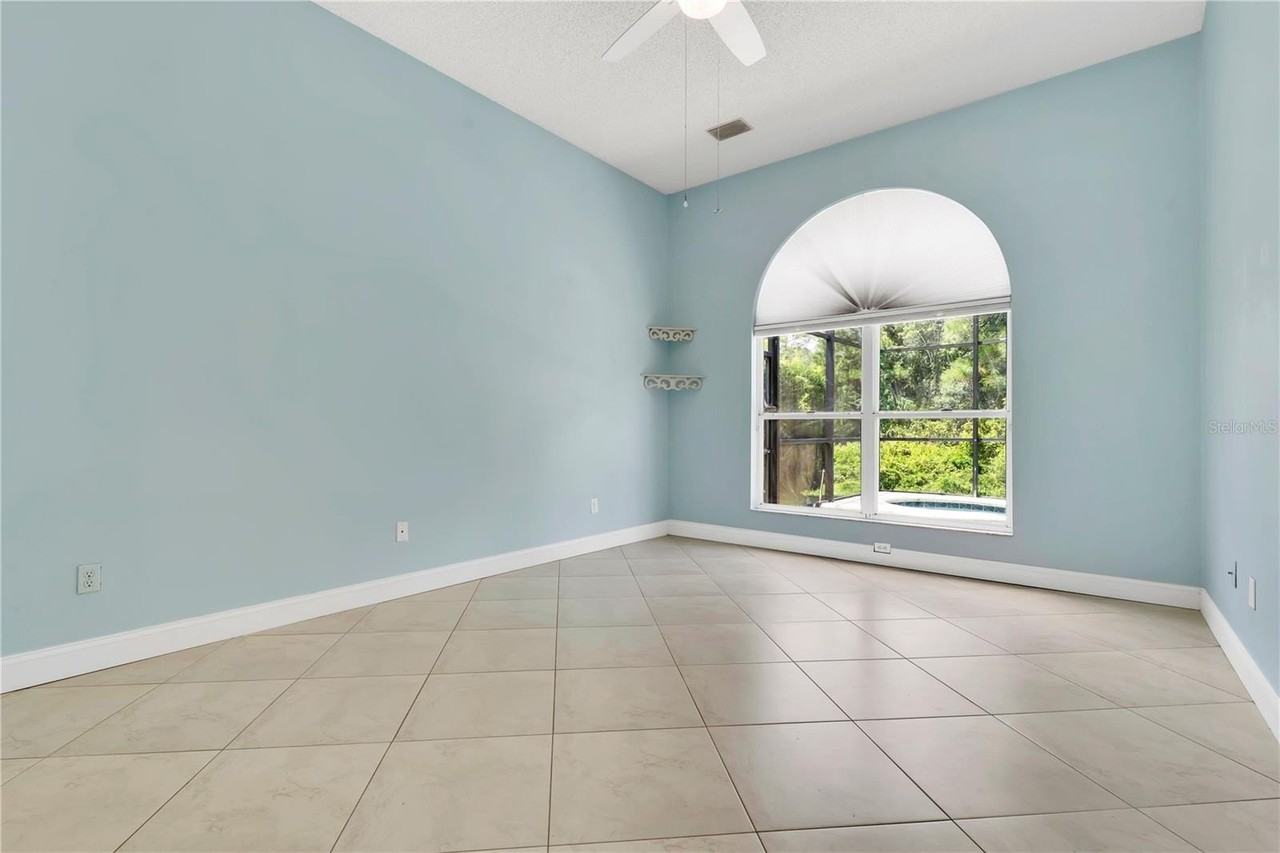 3856 Becontree Pl - Photo 5 of 29