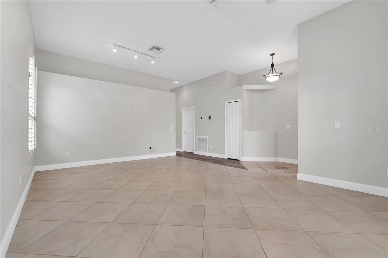 3856 Becontree Pl - Photo 6 of 29