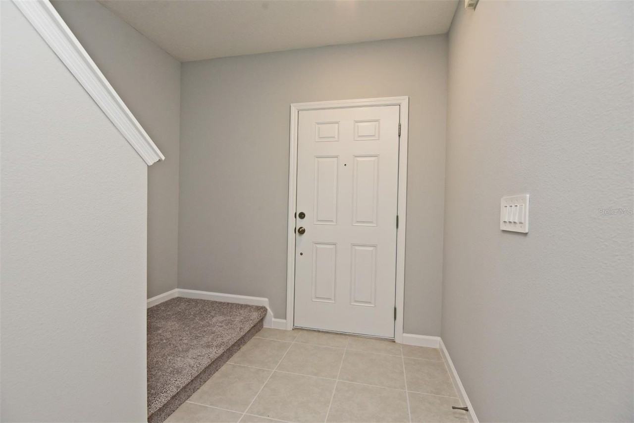 318 Cape Honeysuckle Pl - Photo 2 of 40