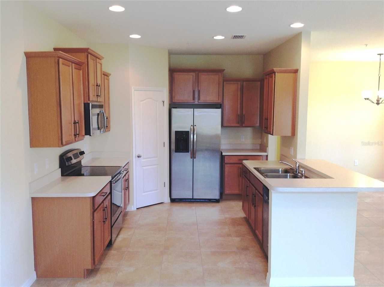 6532 S Goldenrod Rd #C - Photo 2 of 19