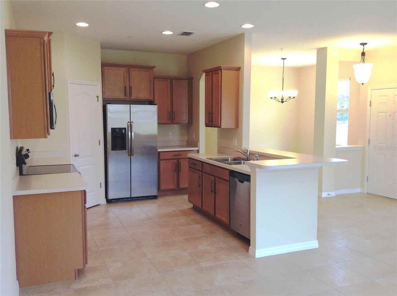 6532 S Goldenrod Rd #C - Photo 5 of 19