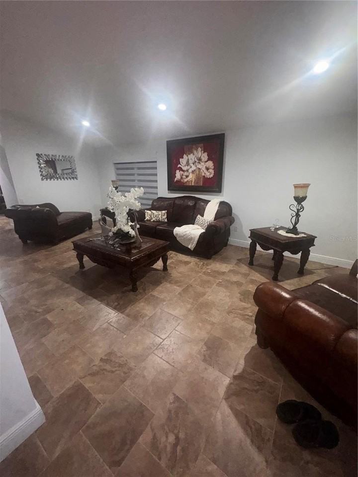 4704 Windsor Ave - Photo 2 of 2