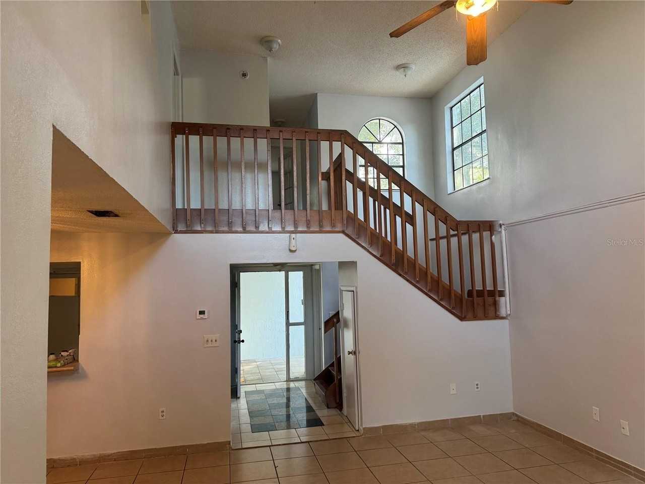 1212 Indian Bluff Dr - Photo 2 of 6