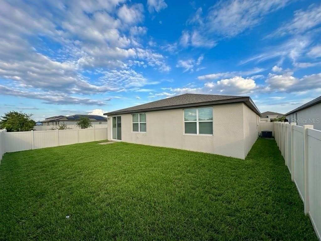 535 Tortugas St - Photo 5 of 27