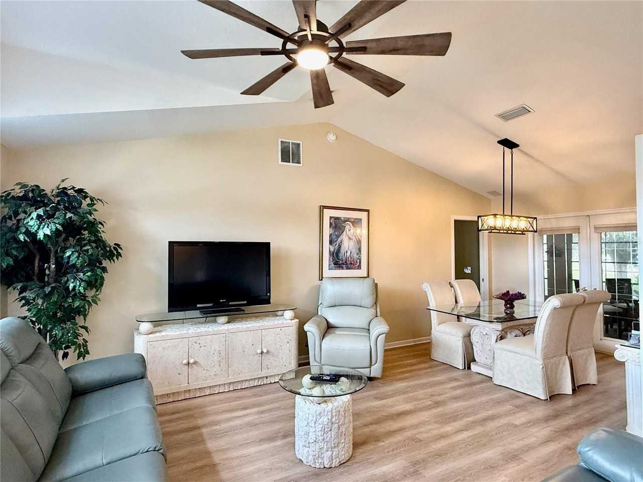 5333 Nw 25th Loop - Photo 3 of 36