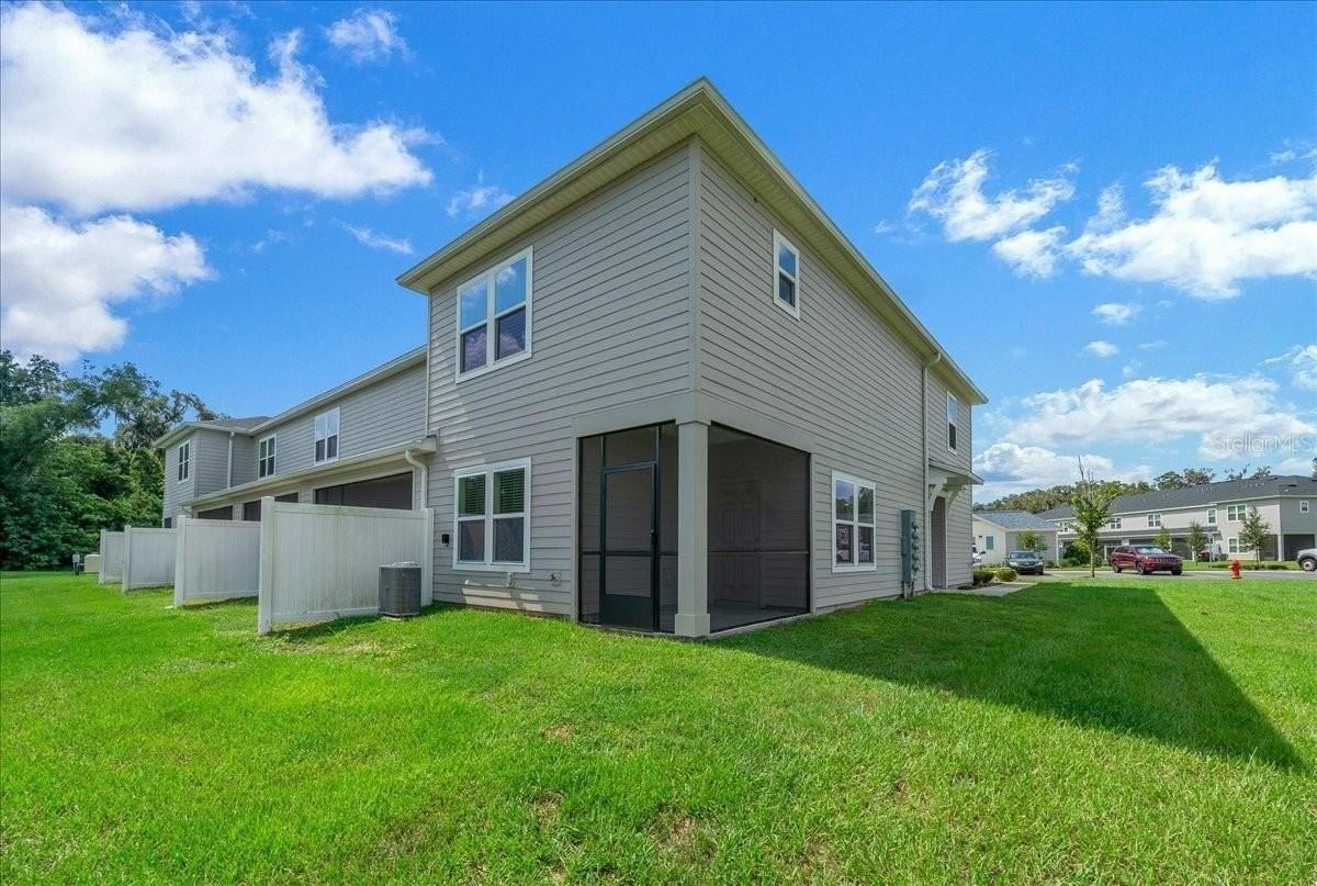 3339 Se 37th Avenue Rd - Photo 3 of 25