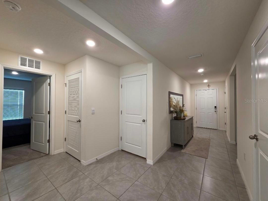 4446 Bayridge Ct - Photo 5 of 19