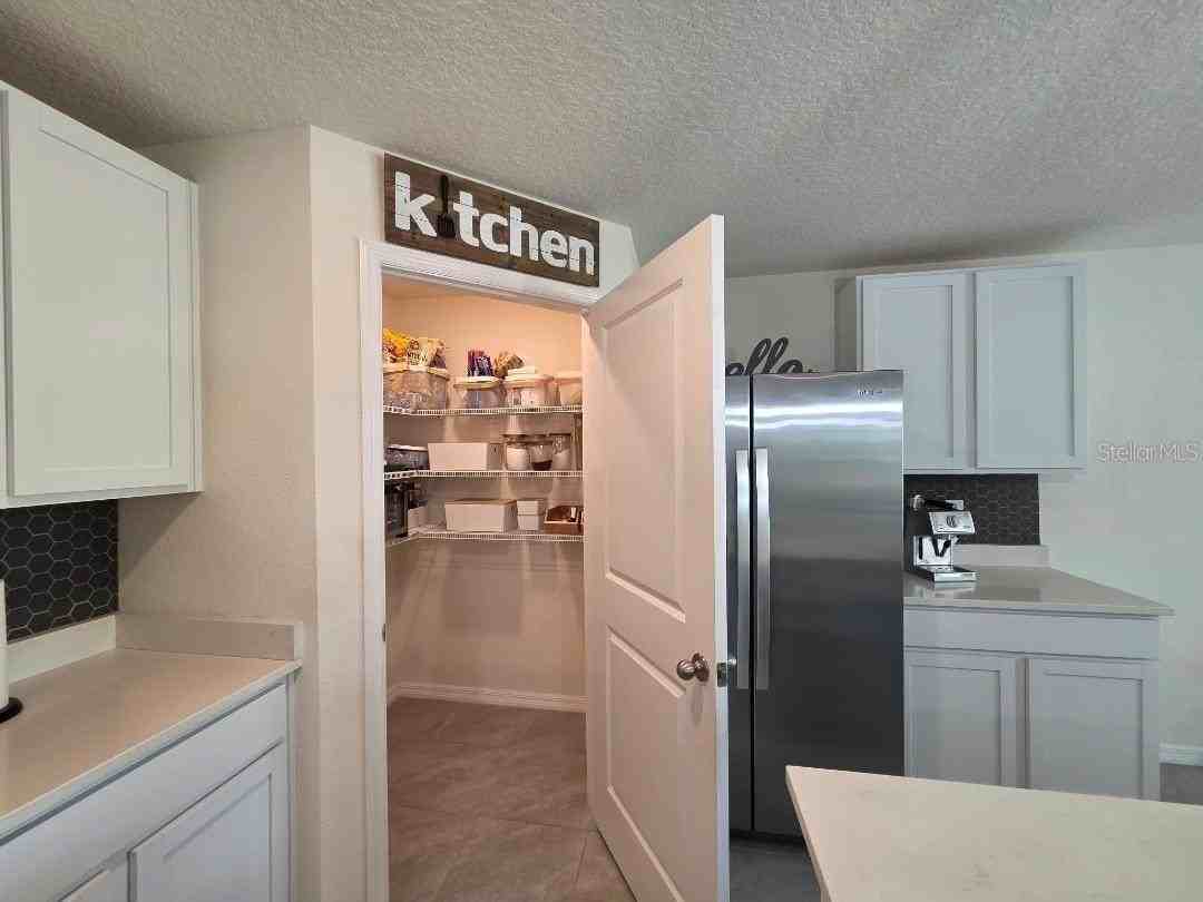 4446 Bayridge Ct - Photo 7 of 19