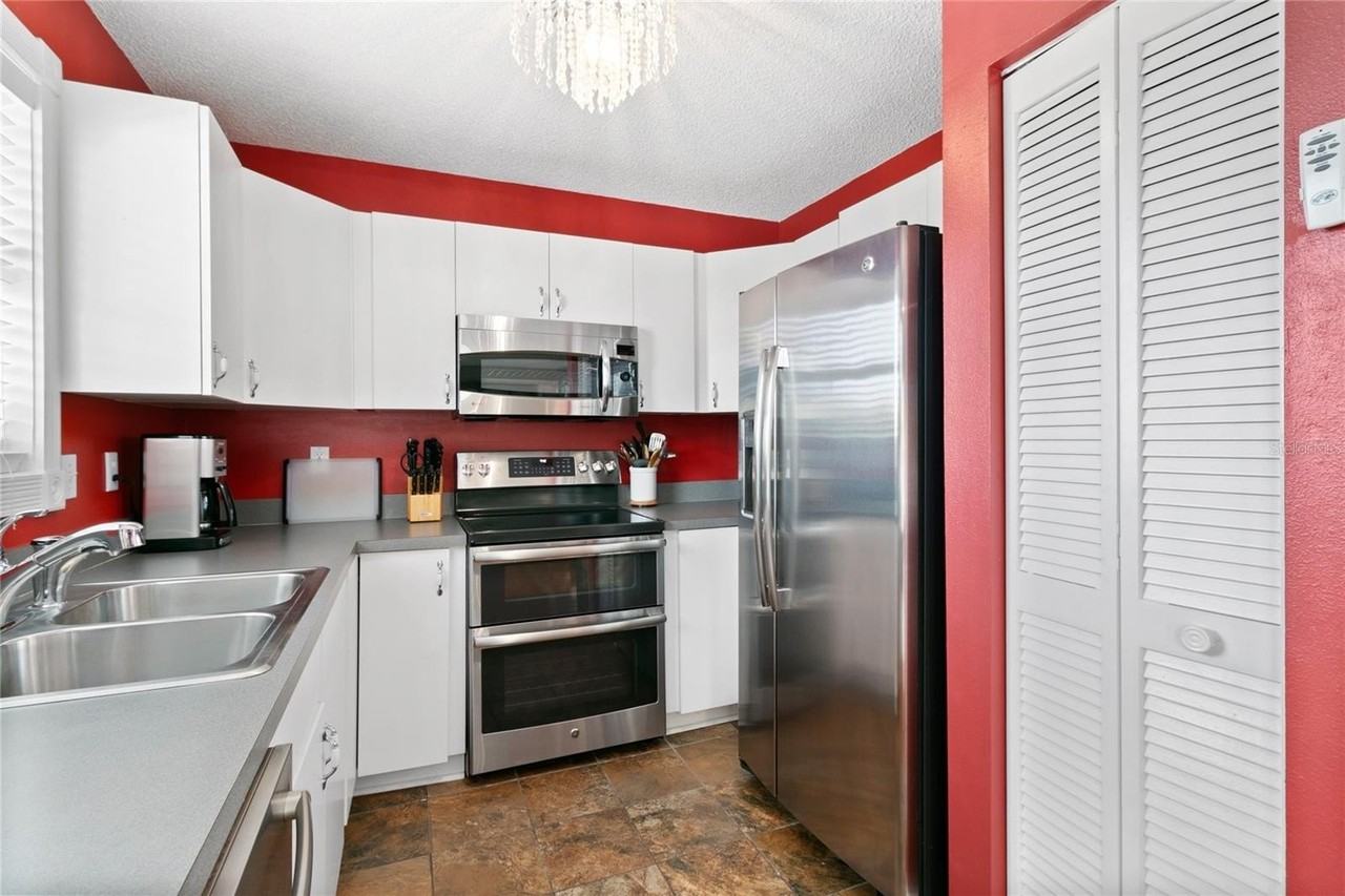2511 Avenue C #WEST - Photo 7 of 24