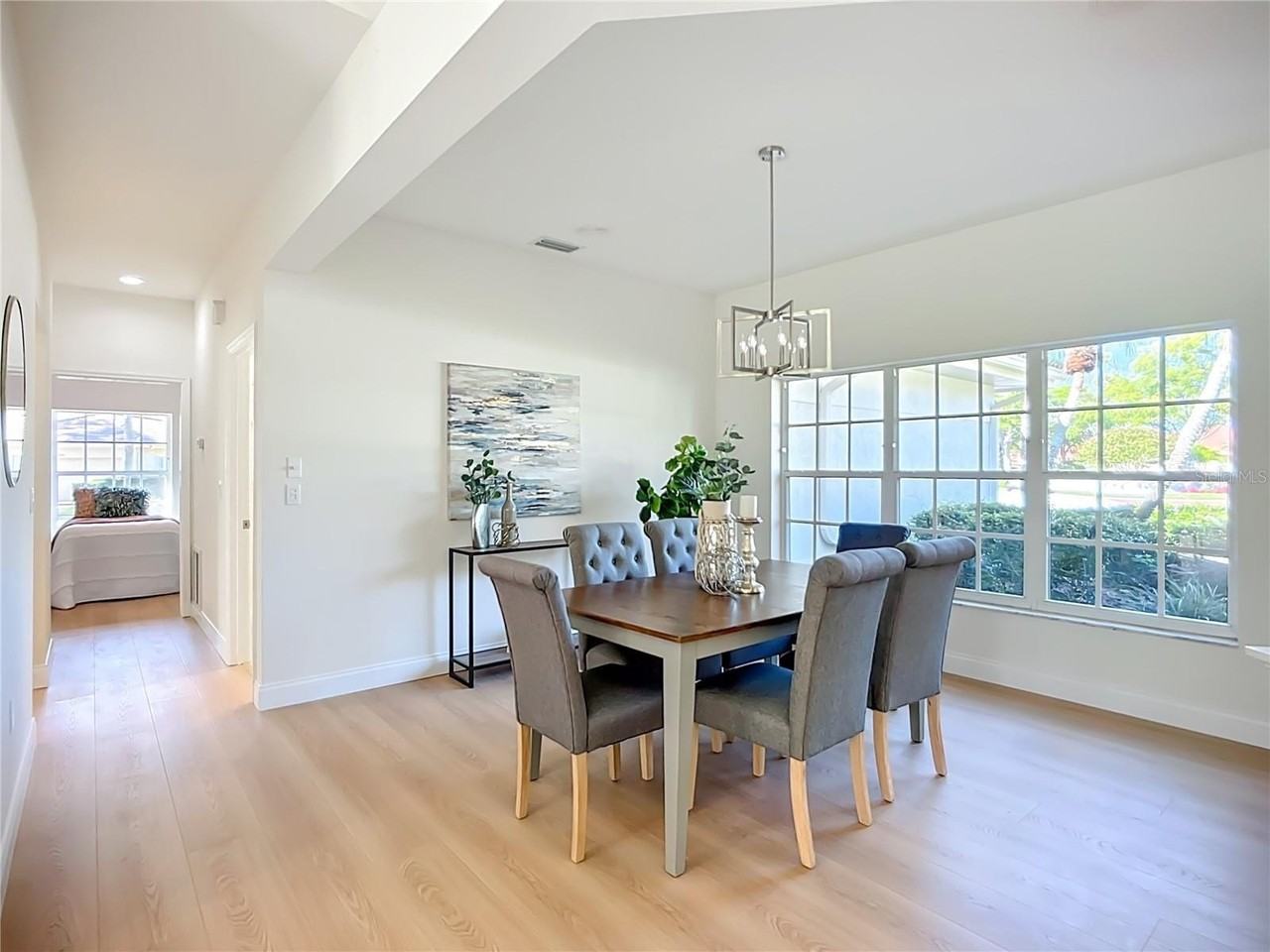2960 Sandringham Pl - Photo 5 of 45
