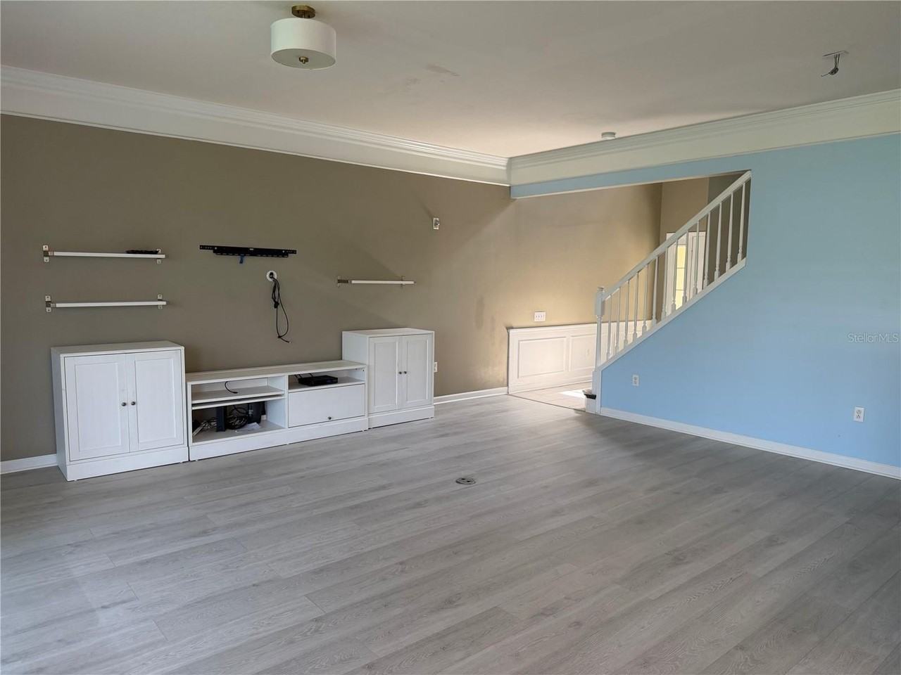 4639 Pond Ridge Dr - Photo 4 of 13