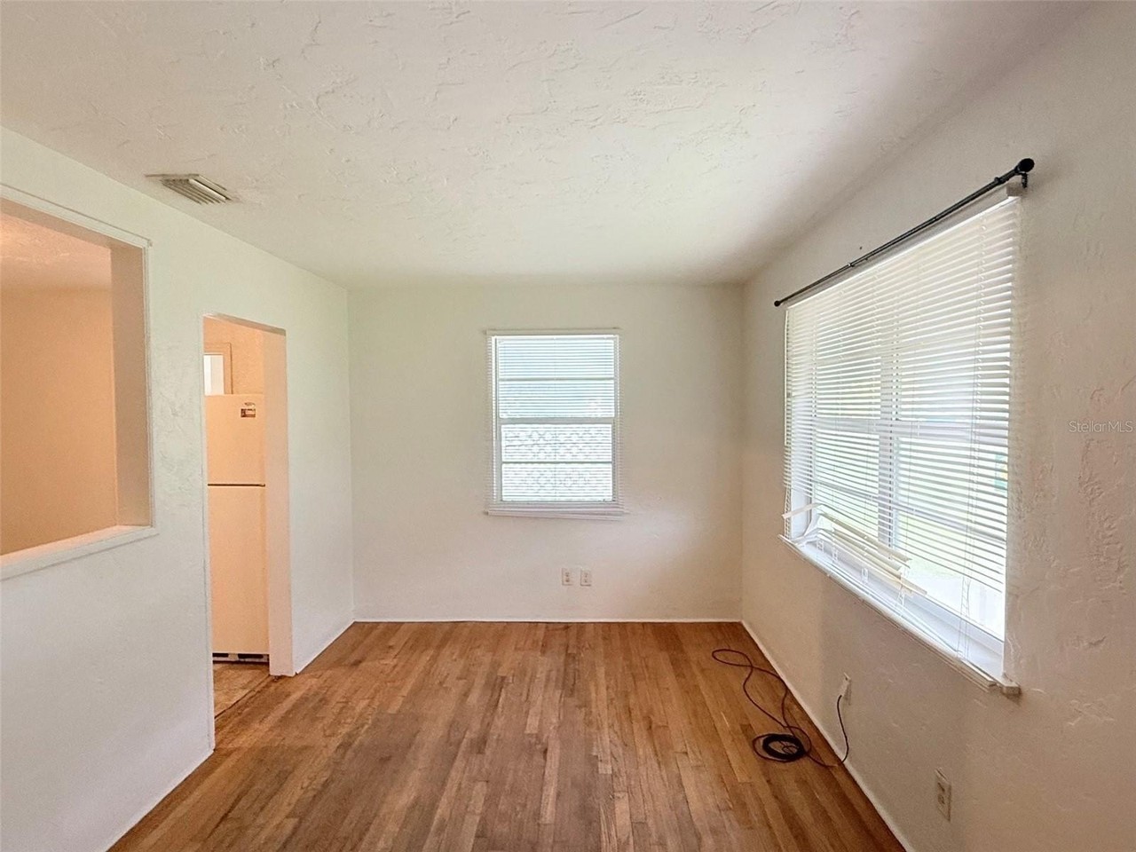 5013 20th St N - Photo 2 of 26