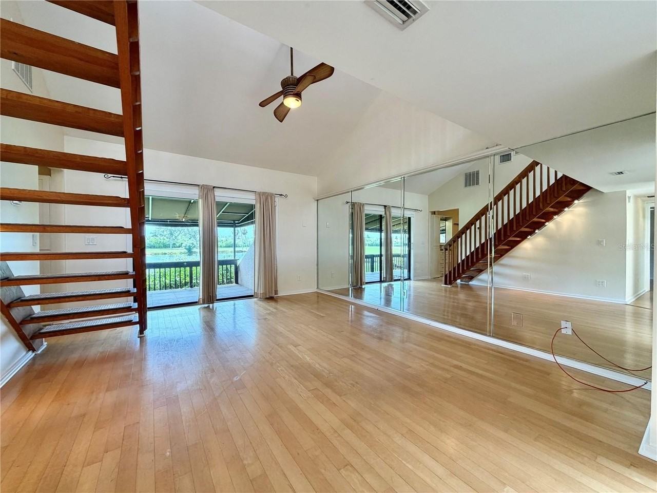 1320 Pelican Creek Xing - Photo 4 of 30
