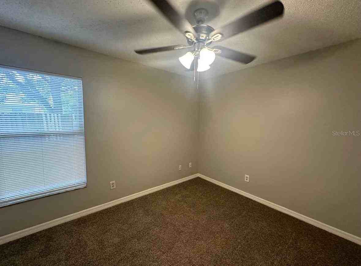 1746 Meredith Ave - Photo 5 of 10