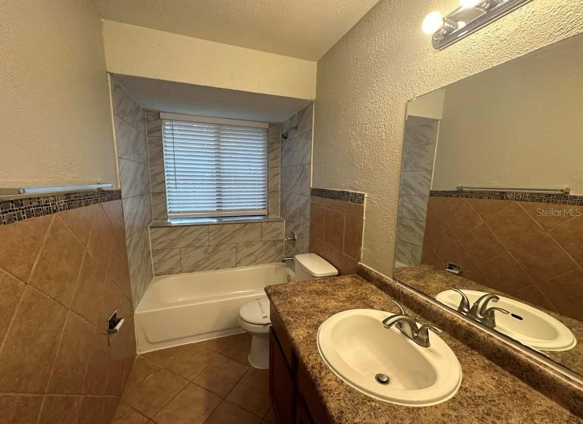 1746 Meredith Ave - Photo 7 of 10